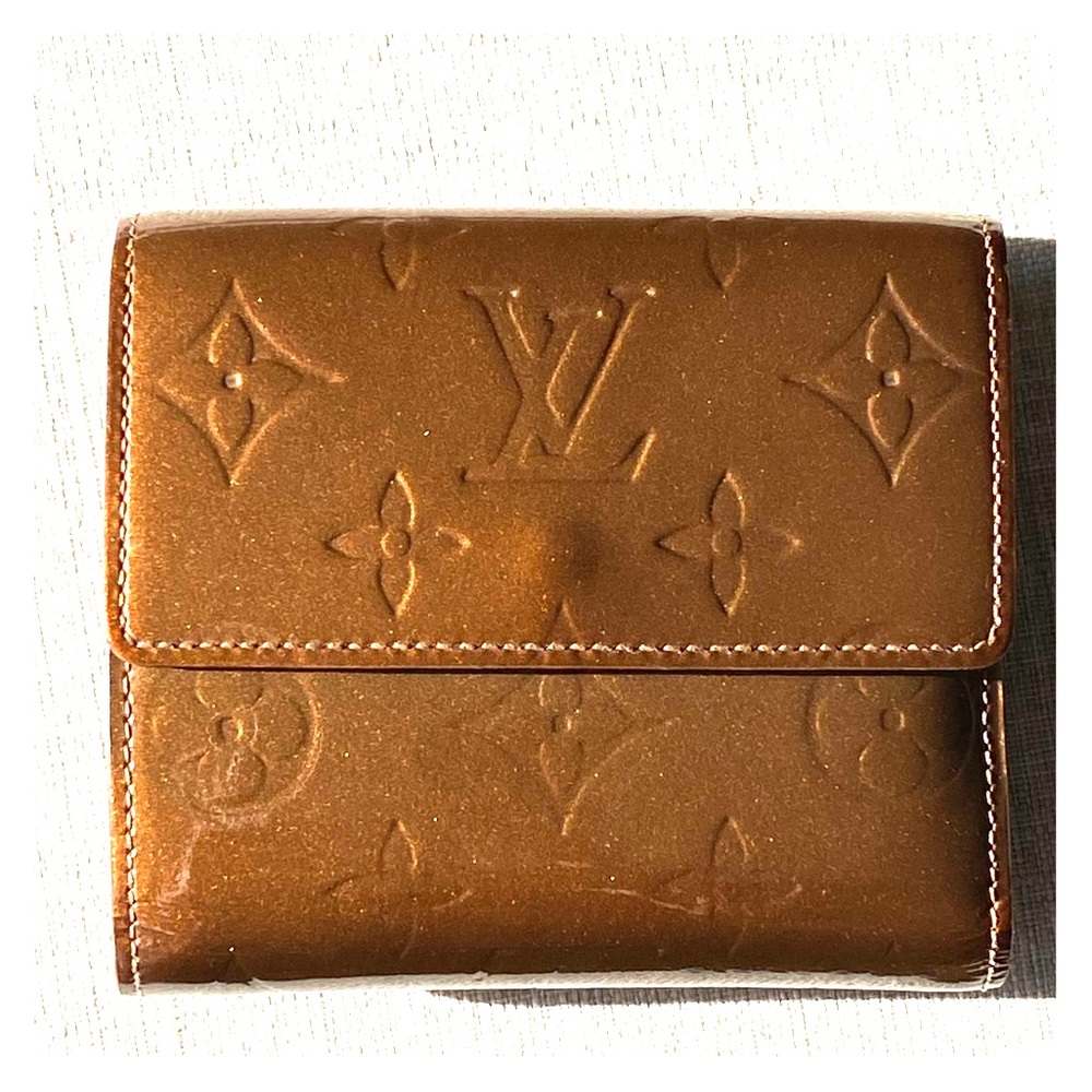 OFFERS! Louis Vuitton Gold Vernis wallet